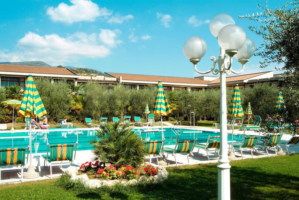 Park Hotel Oasi Garda  Ngoại thất bức ảnh